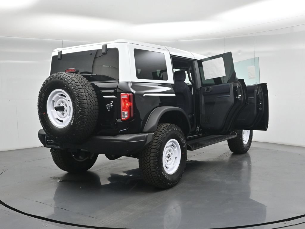 New 2026 Ford Bronco Heritage Edition AWD/4WD image 4