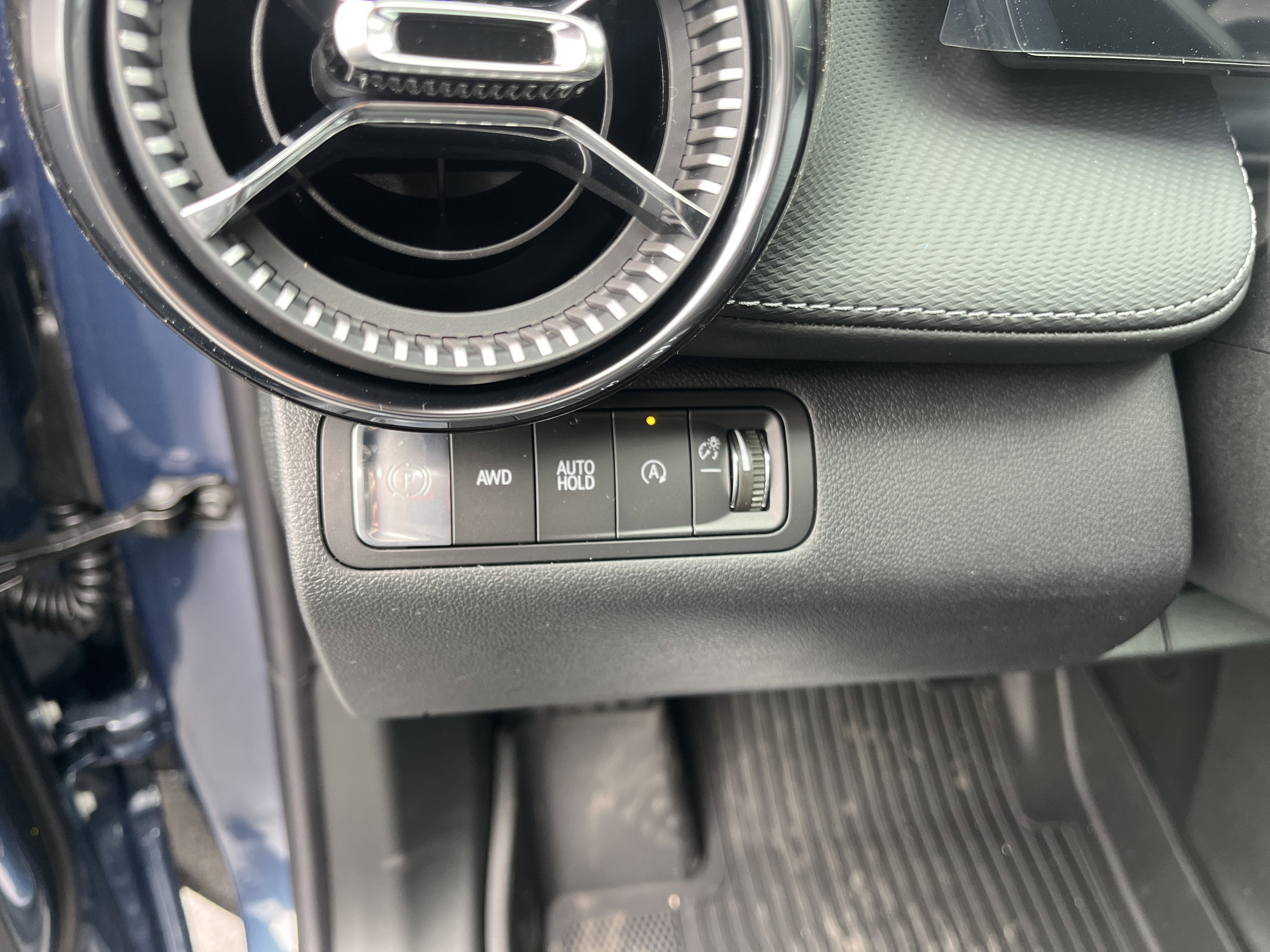 New 2026 Chevrolet Equinox LT w/ Convenience Package II image 5