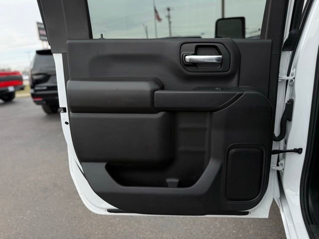 Used 2025 Chevrolet Silverado 2500 W/T AWD/4WD image 16
