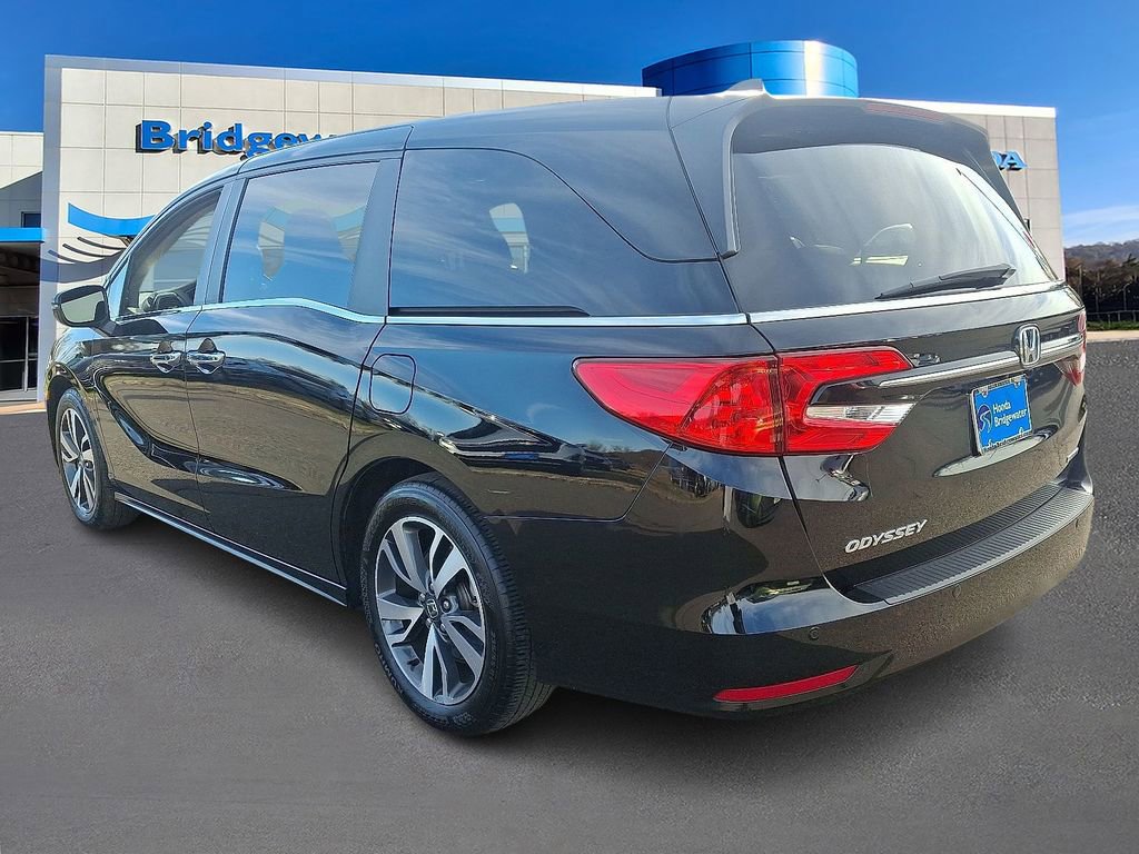 Used 2024 Honda Odyssey Touring image 4