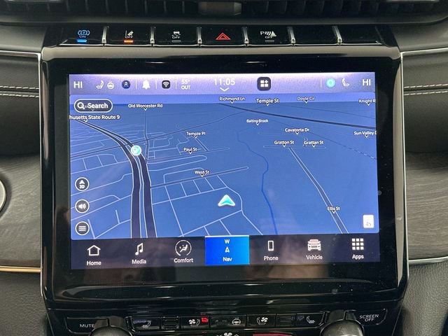 Used 2023 Jeep Grand Cherokee Overland AWD/4WD image 12