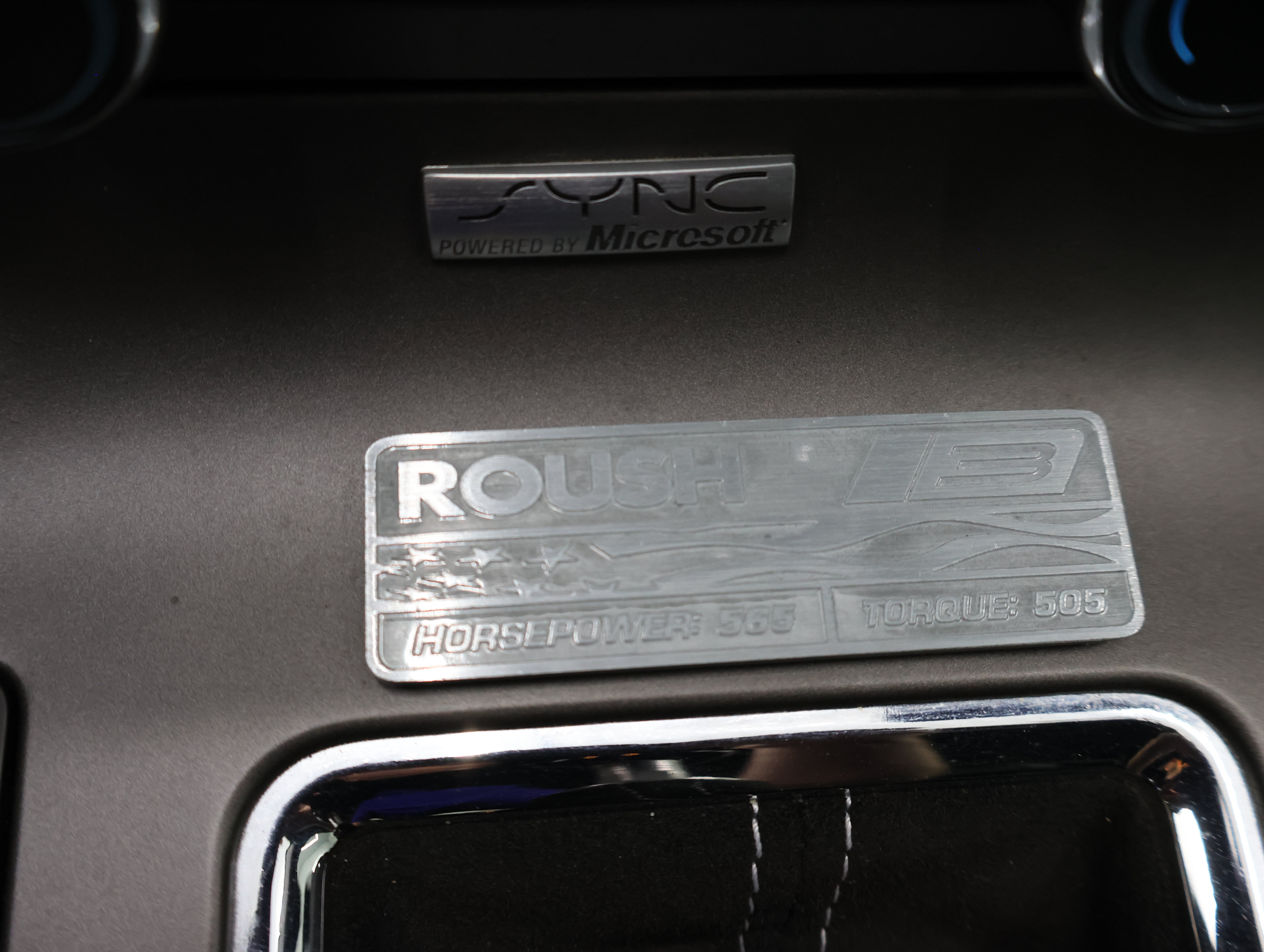 Used 2013 Ford Mustang GT Premium RWD image 46