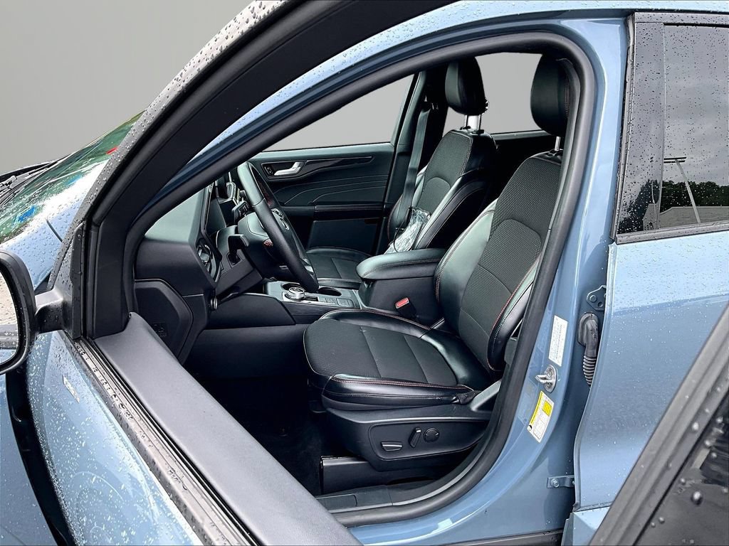 Used 2024 Ford Escape ST-Line w/ Equipment Group 301A FWD image 26
