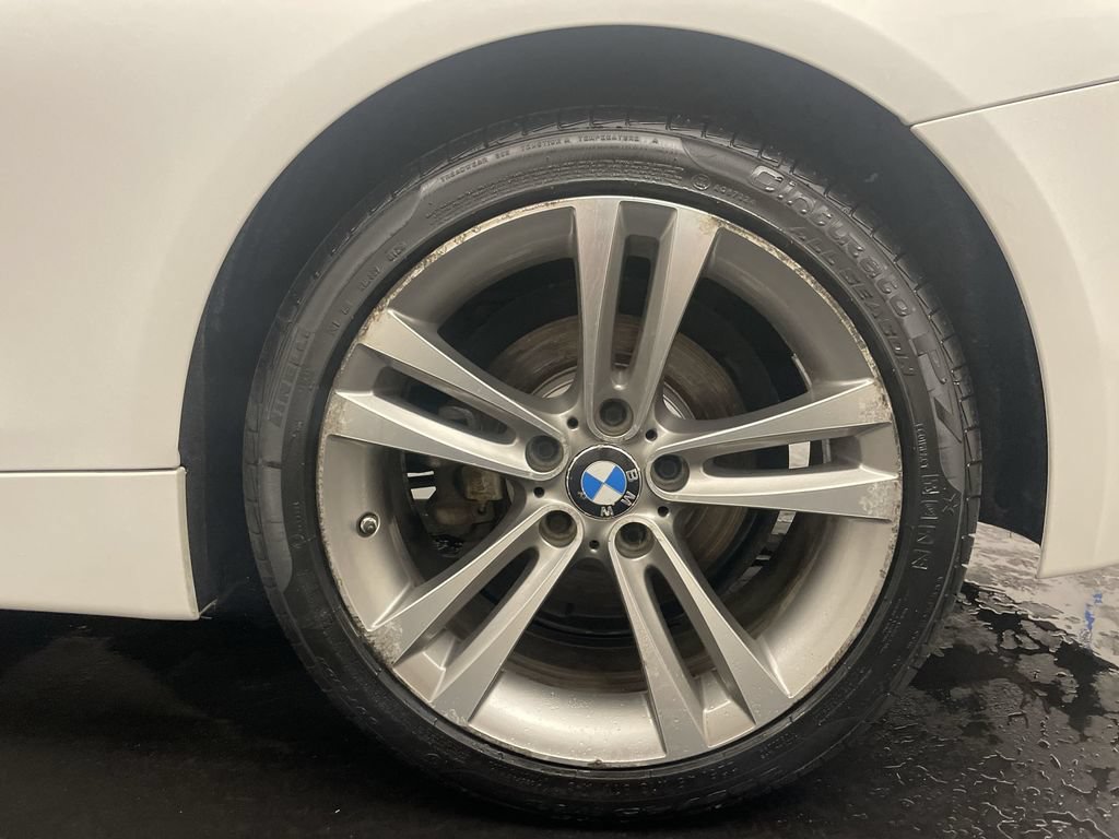 Used 2016 BMW 428i xDrive Convertible AWD/4WD image 25