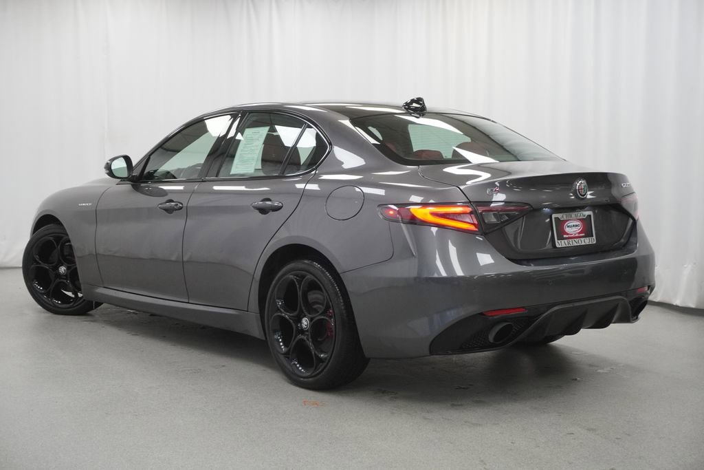 Used 2024 Alfa Romeo Giulia Veloce image 14