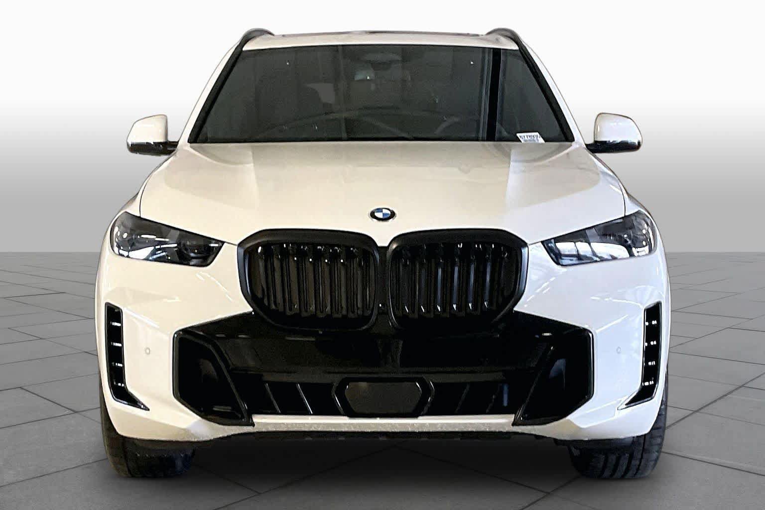New 2026 BMW X5 xDrive40i w/ Executive Package AWD/4WD image 3