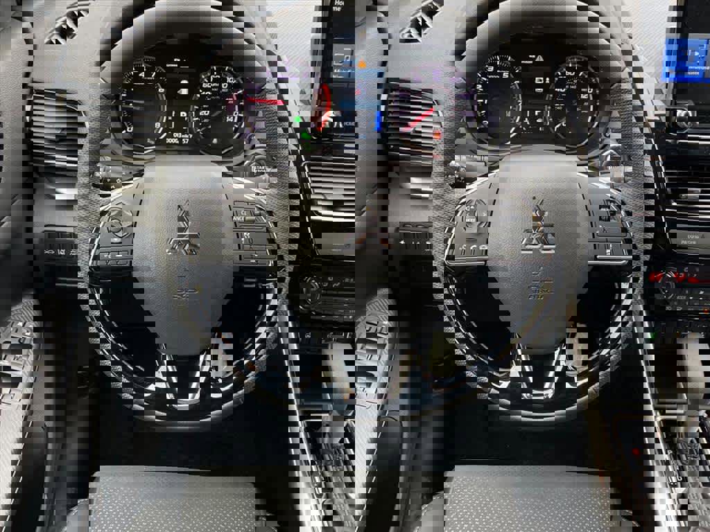 New 2026 Mitsubishi Eclipse Cross Black Edition image 5