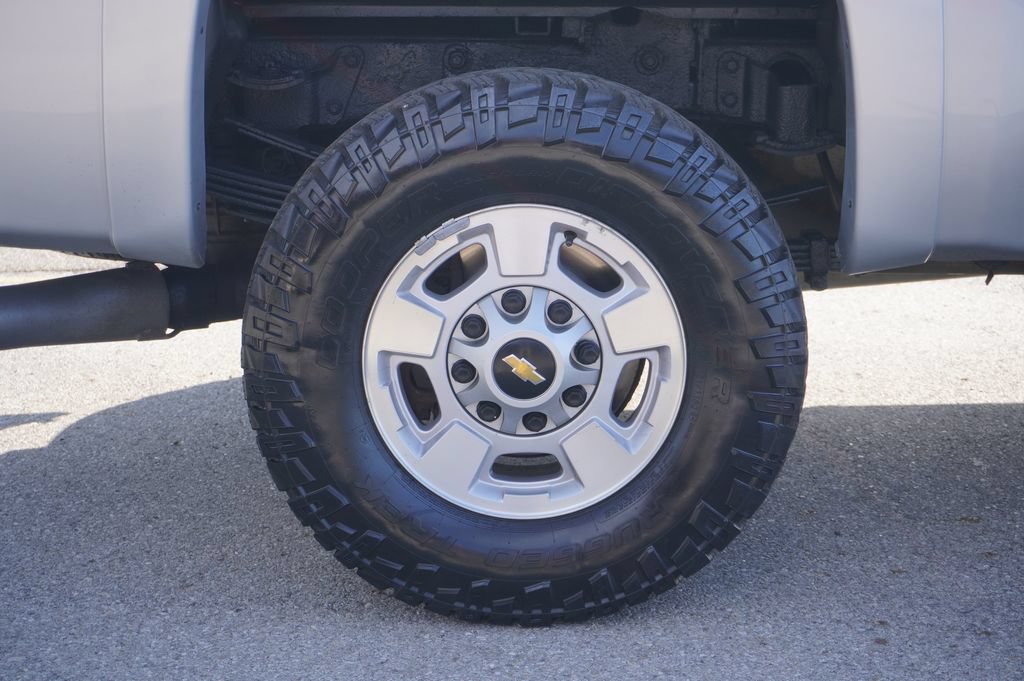 Used 2014 Chevrolet Silverado 3500 LT w/ Custom Sport Truck Package AWD/4WD image 12