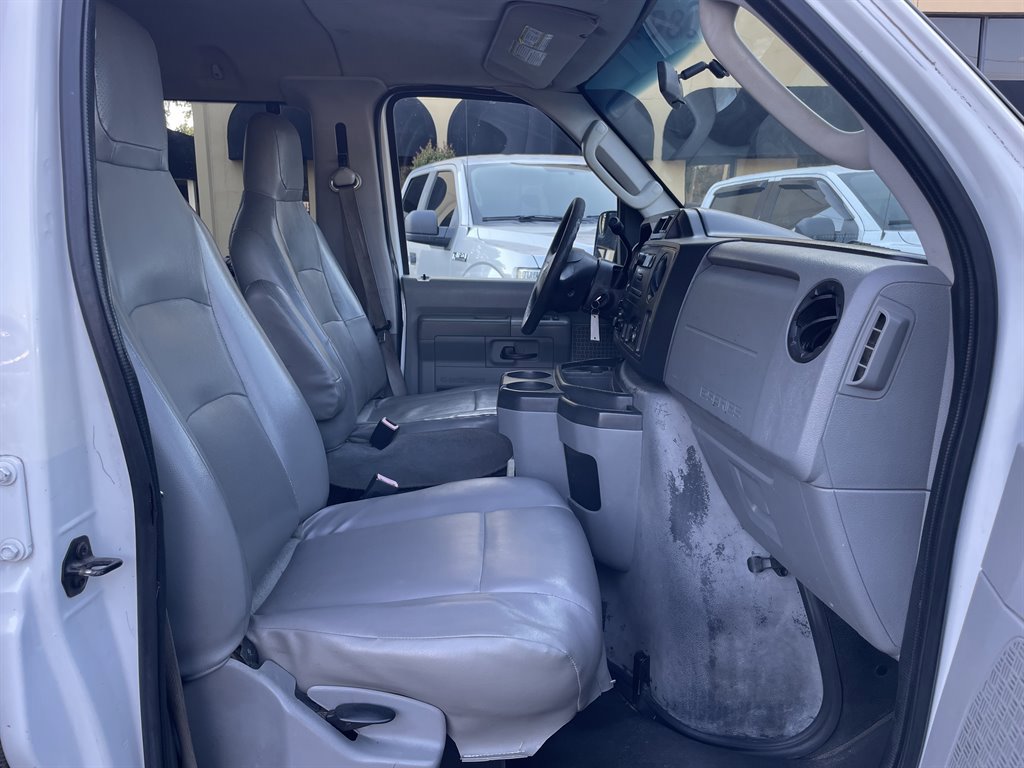 Used 2012 Ford E-350 and Econoline 350 XL w/ PWR Windows & Locks Group image 22