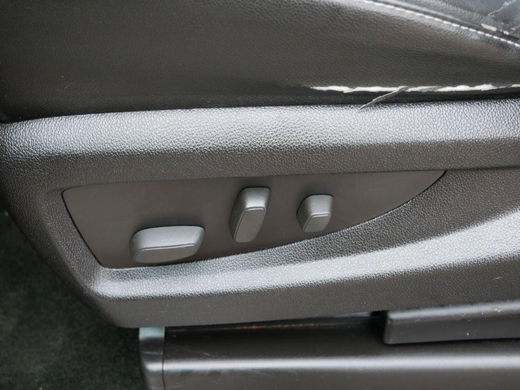 Used 2014 GMC Sierra 1500 SLE w/ All-Terrain Package image 17