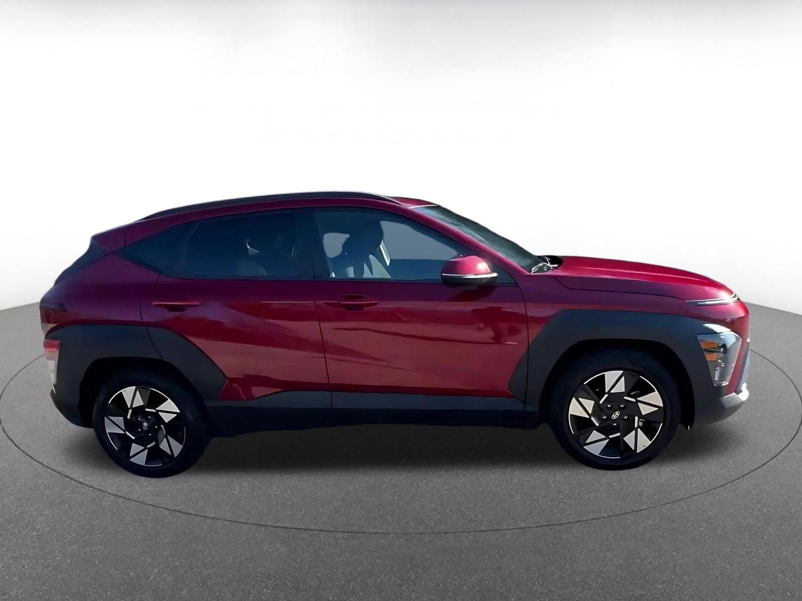 Used 2025 Hyundai Kona SEL image 15