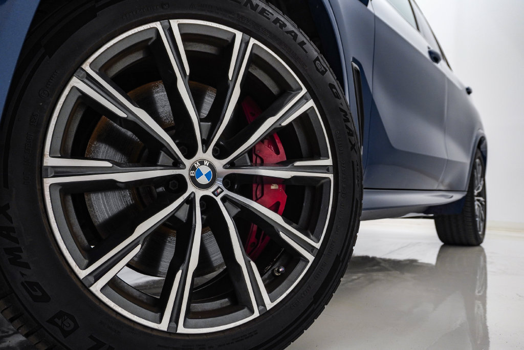 Used 2022 BMW X5 M50i w/ Executive Package AWD/4WD image 5