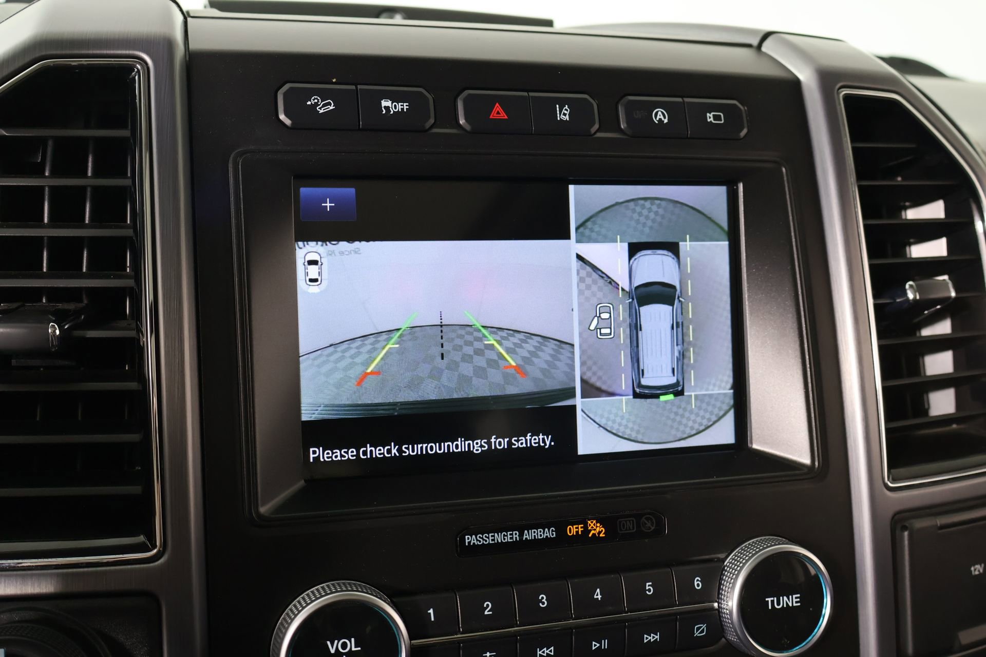 Used 2021 Ford Expedition Platinum image 6