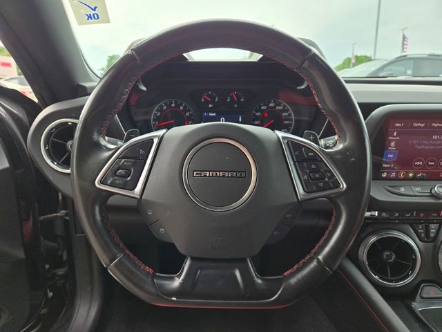 Used 2021 Chevrolet Camaro LT w/ Technology Package image 21