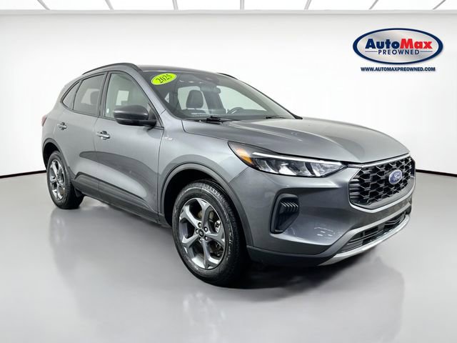 Used 2025 Ford Escape ST-Line image 1