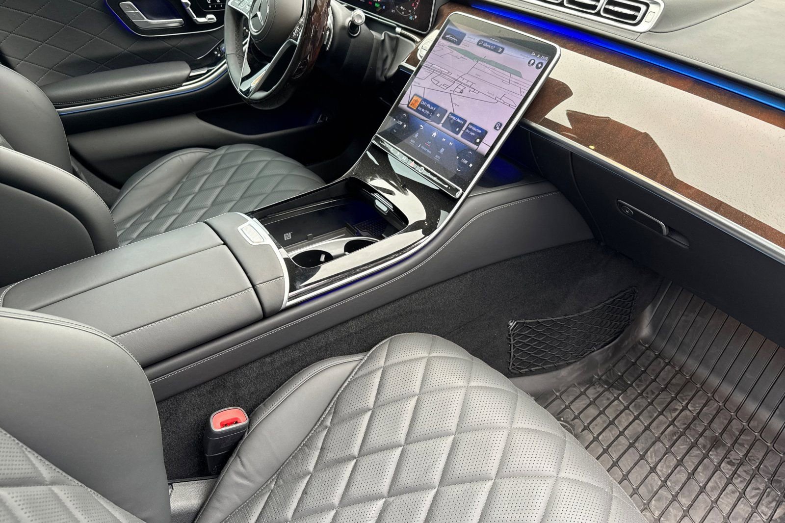 Used 2024 Mercedes-Benz S 580e 4MATIC Sedan image 18