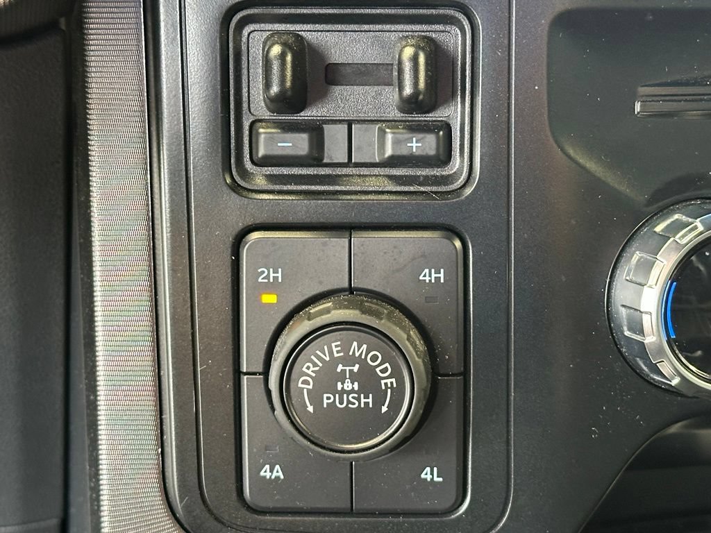 Used 2024 Ford F150 Platinum AWD/4WD image 12