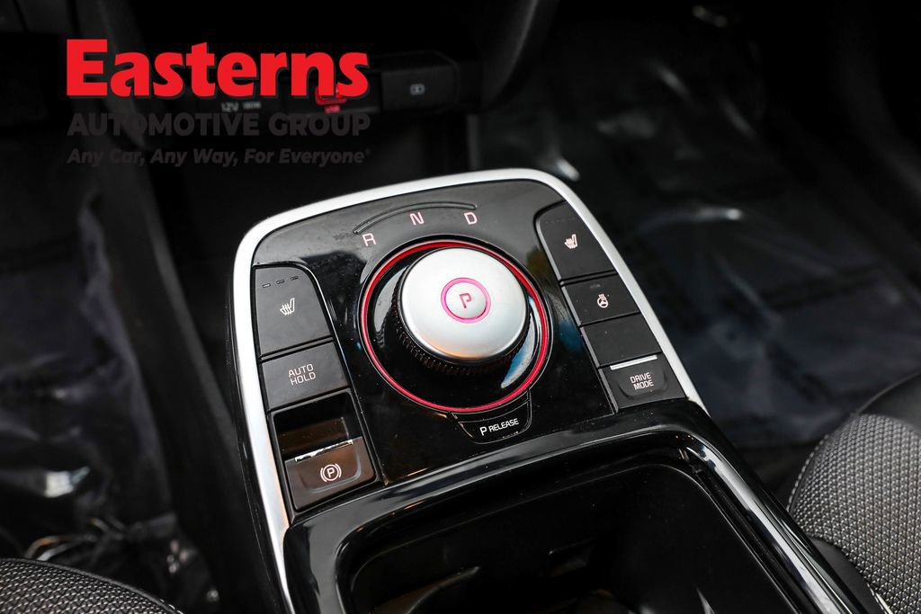 Used 2021 Kia Niro EX w/ Cold Weather Package image 13