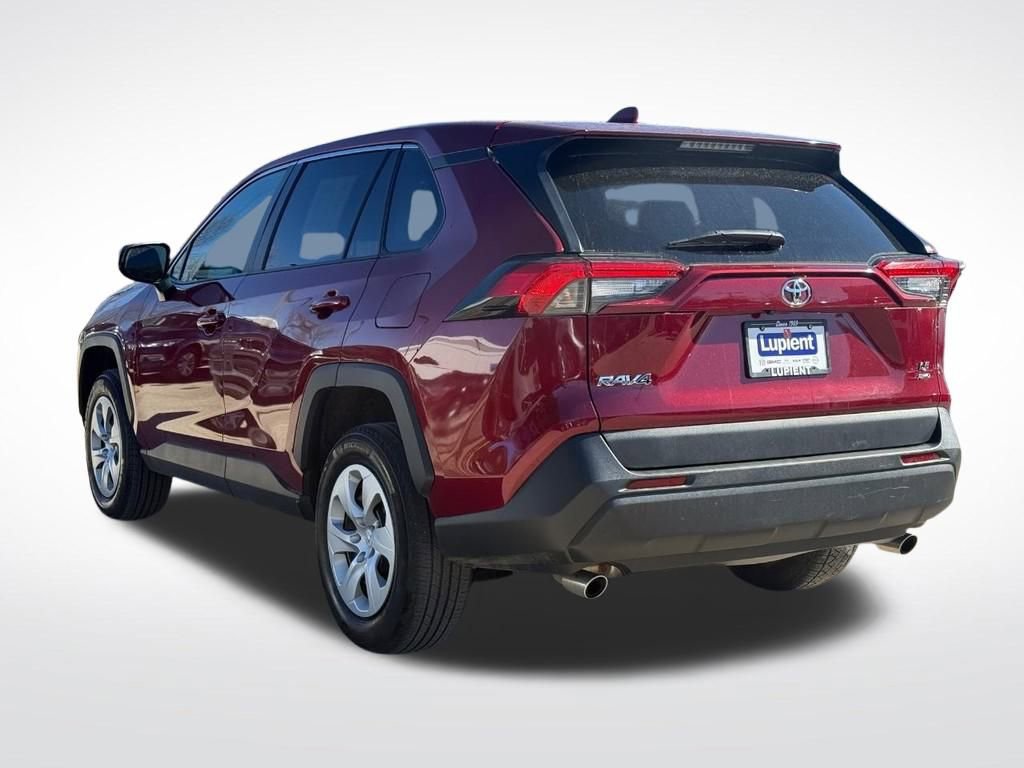 Used 2024 Toyota RAV4 LE image 6