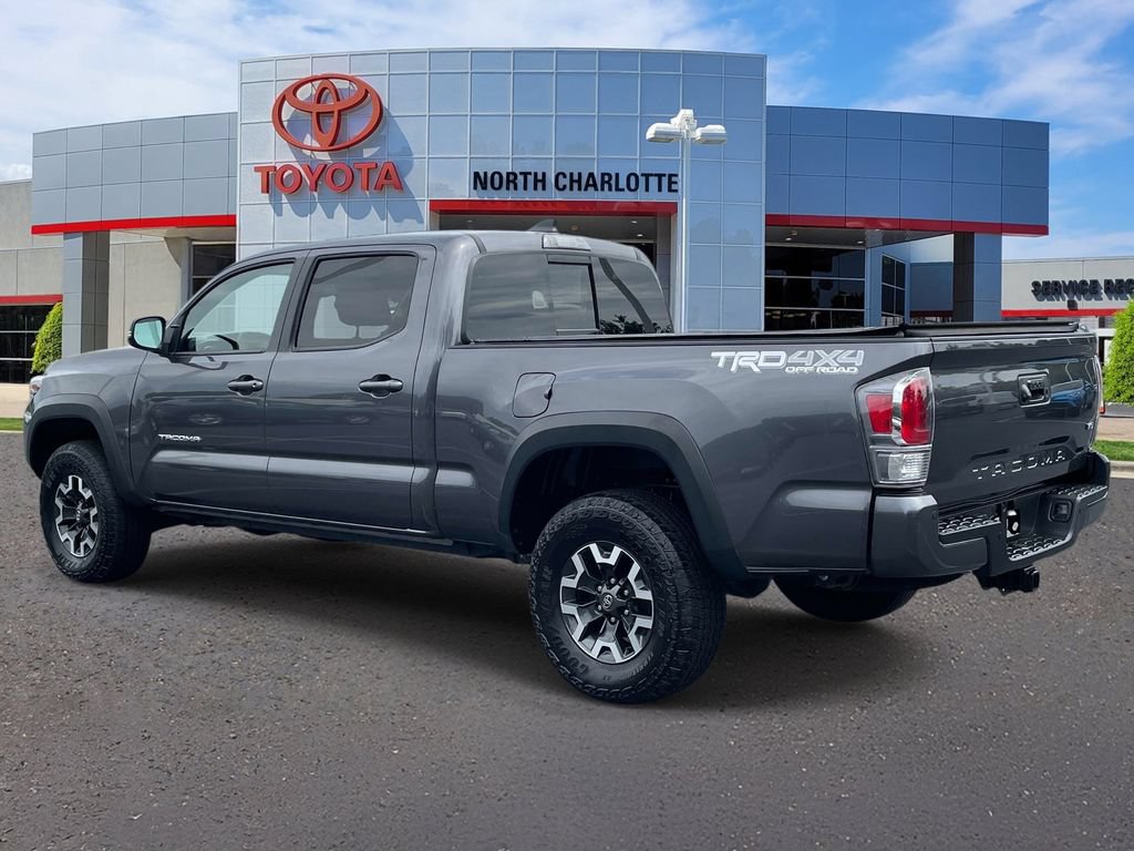 Used 2022 Toyota Tacoma TRD Off-Road w/ Technology Package AWD/4WD image 6