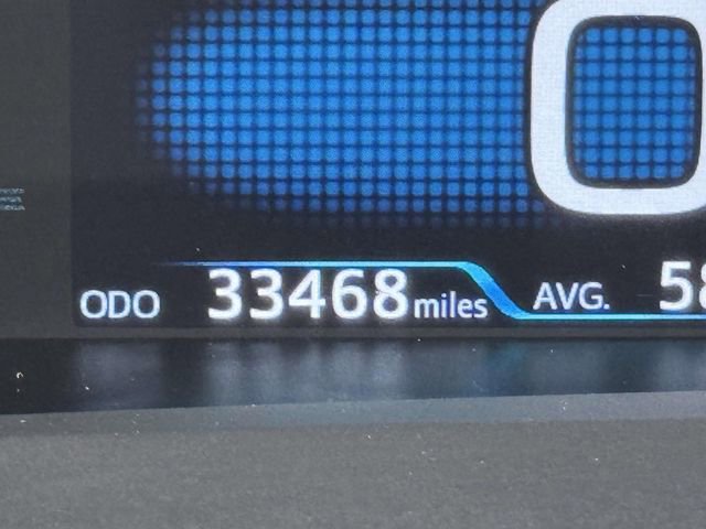 Used 2018 Toyota Prius Prime Premium FWD image 2