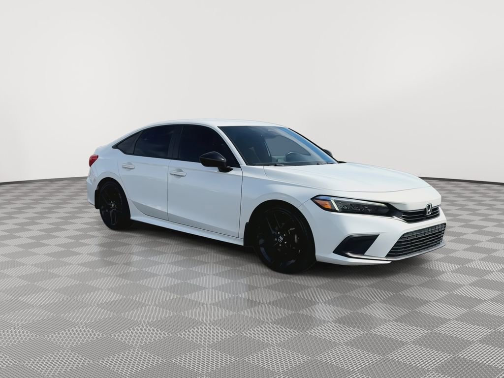 Used 2022 Honda Civic Sport image 2