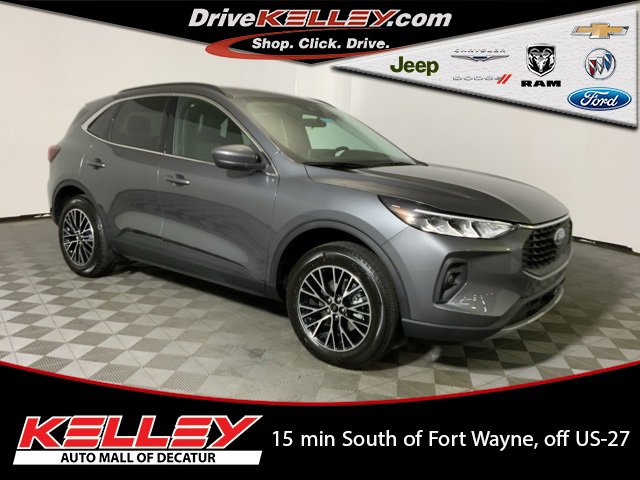 New 2026 Ford Escape SE