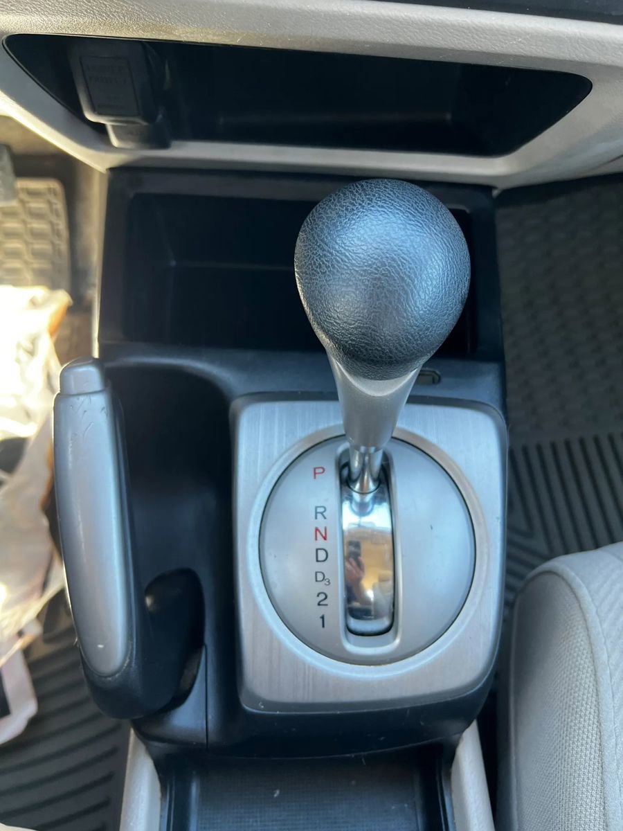 Used 2010 Honda Civic LX image 19