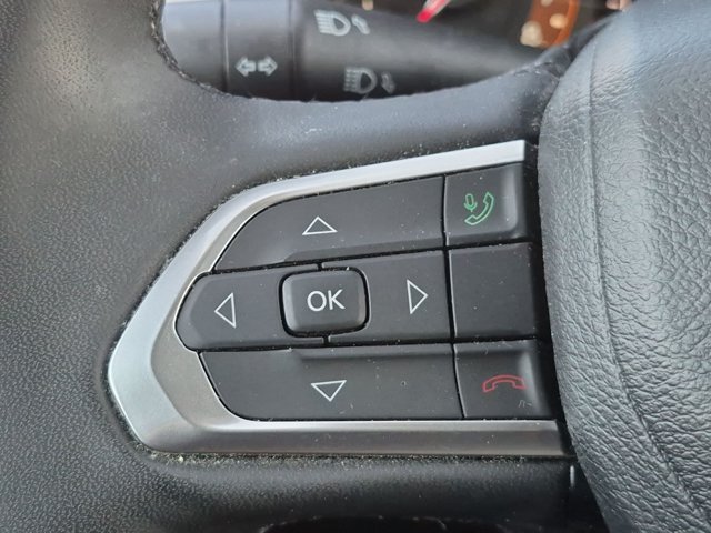 Used 2023 Jeep Compass Limited w/ Sun and Sound Group AWD/4WD image 12