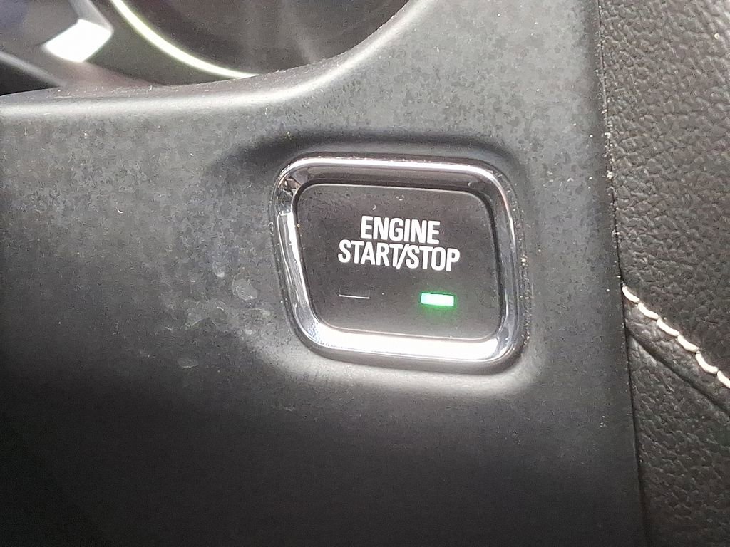 Used 2023 GMC Acadia SLE w/ Driver Convenience Package image 24