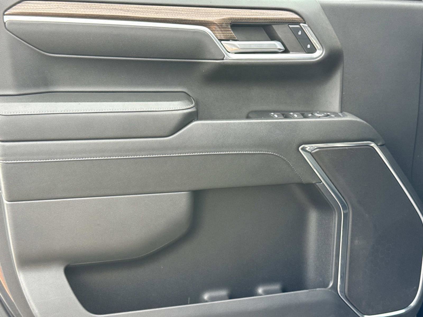 Used 2023 Chevrolet Silverado 1500 LT w/ LPO, Dark Essentials Package image 17