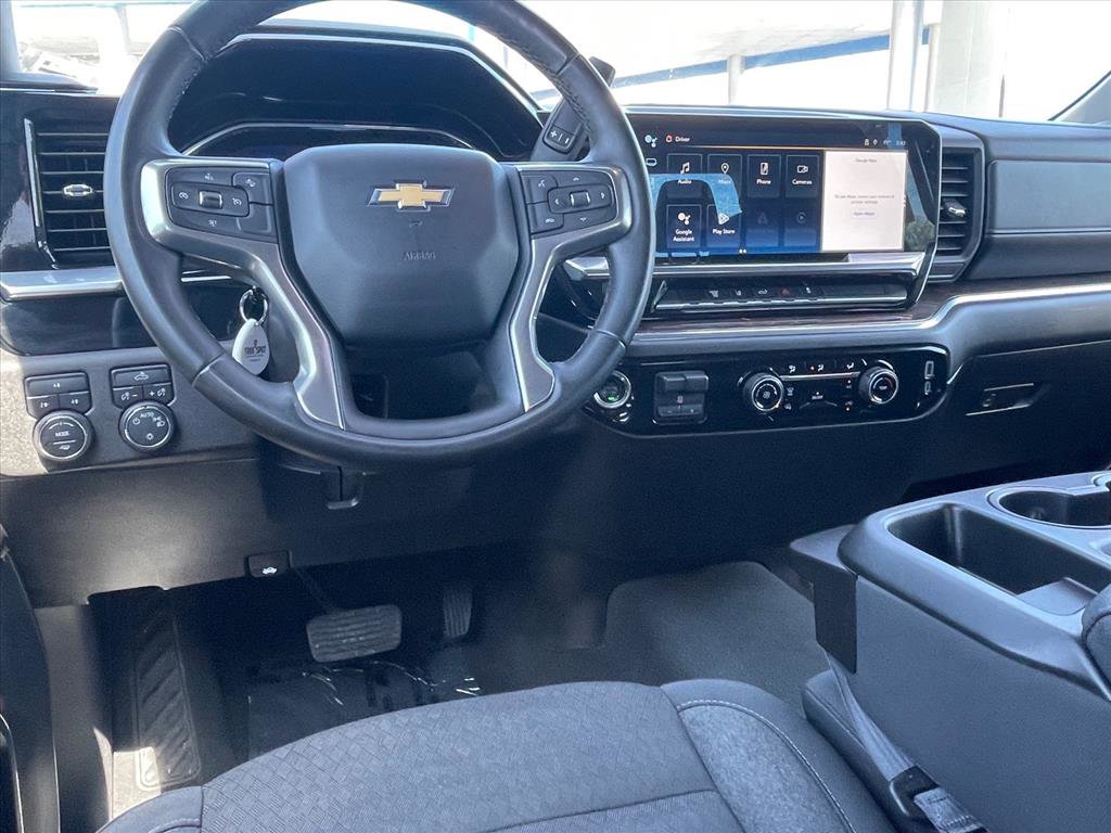 Used 2024 Chevrolet Silverado 2500 LT image 10