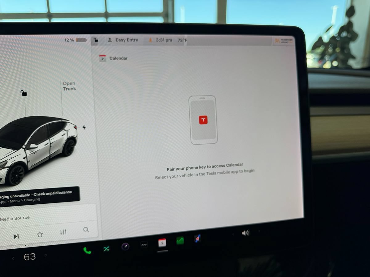 Used 2021 Tesla Model Y Long Range AWD/4WD image 46