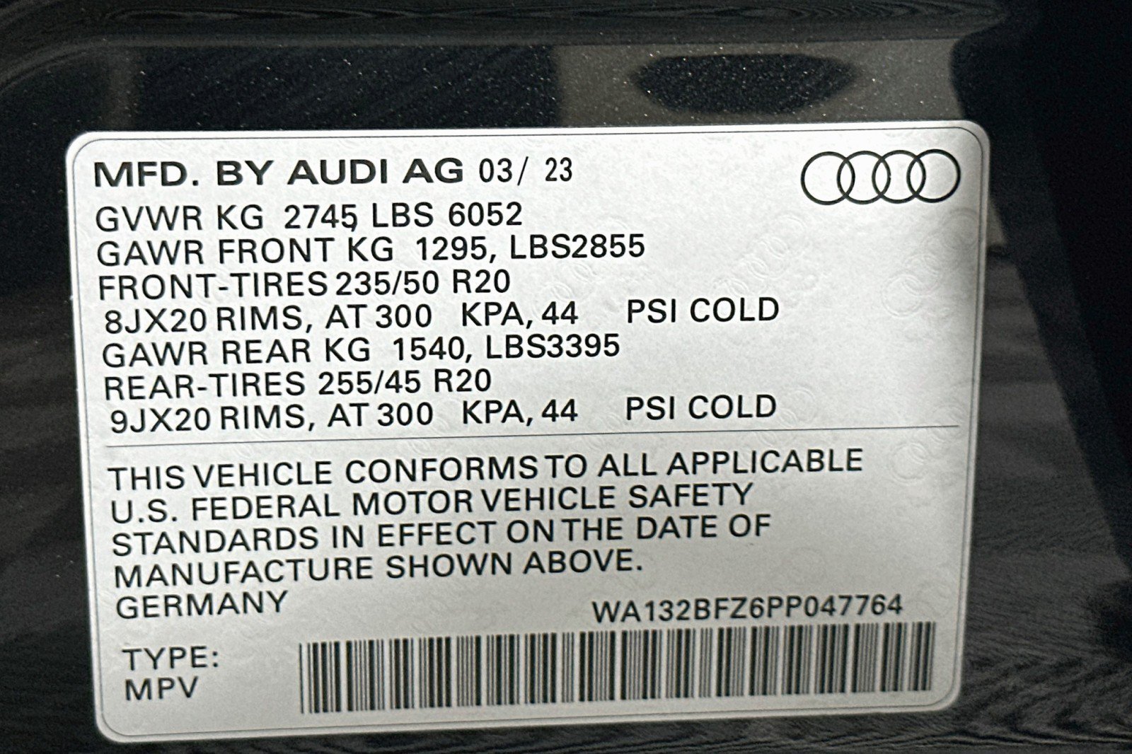 Used 2023 Audi Q4 e-tron Premium Plus w/ Premium Plus AWD/4WD image 24