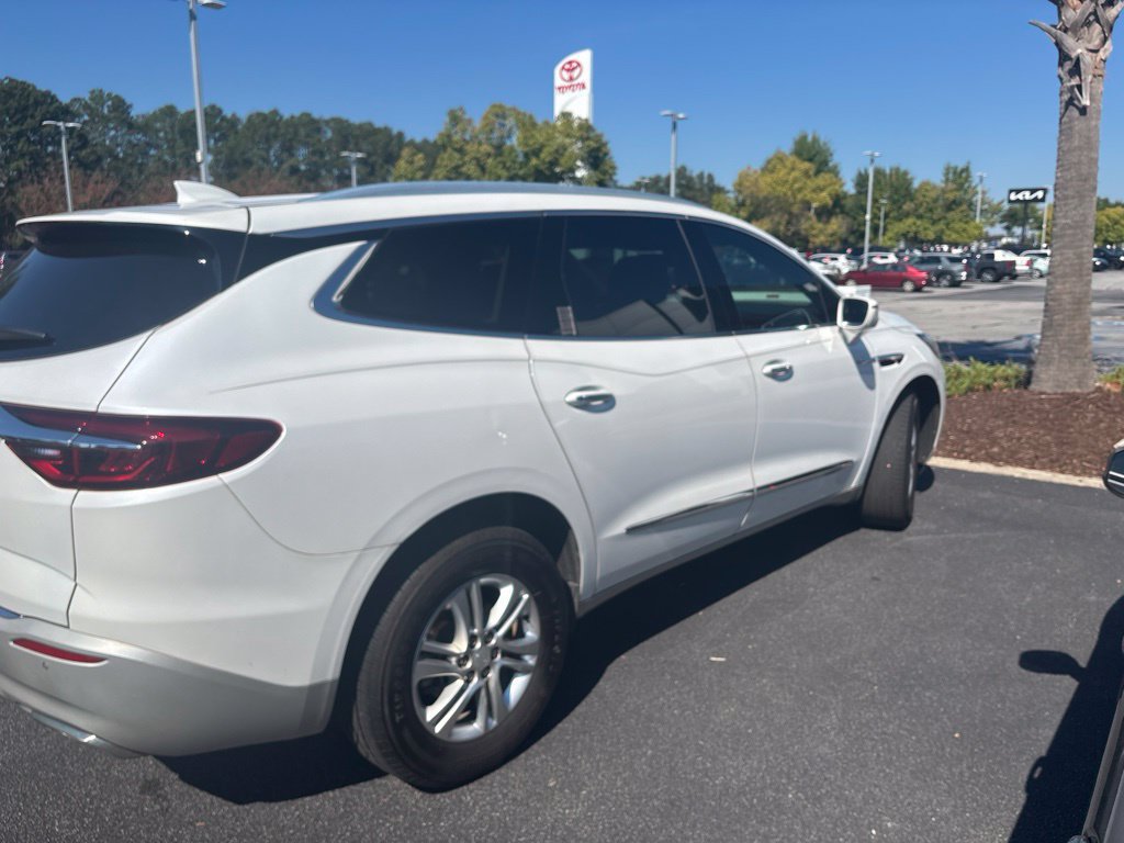Used 2020 Buick Enclave Essence FWD image 10