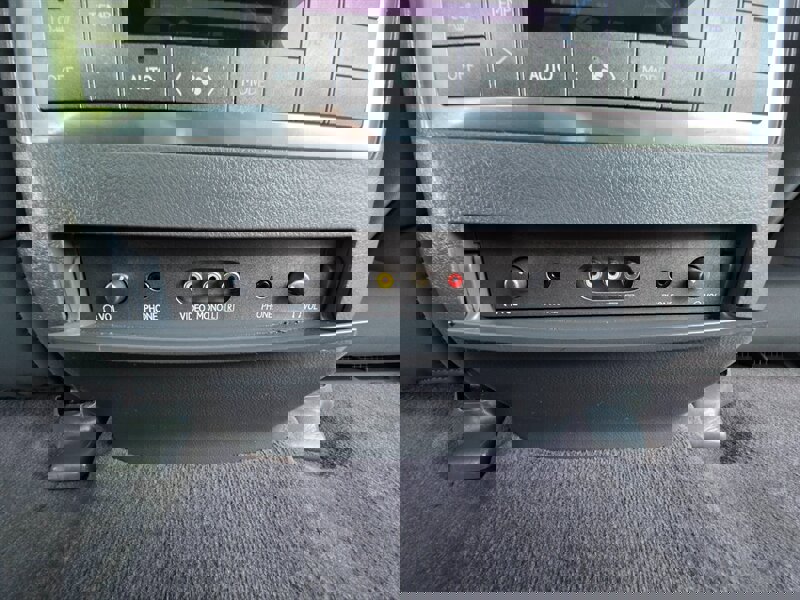 Used 2009 Lexus LX 570 4WD image 51