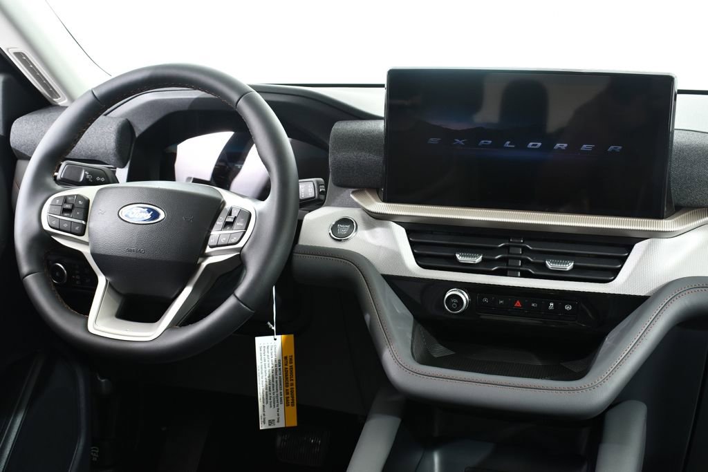 New 2026 Ford Explorer Active image 8