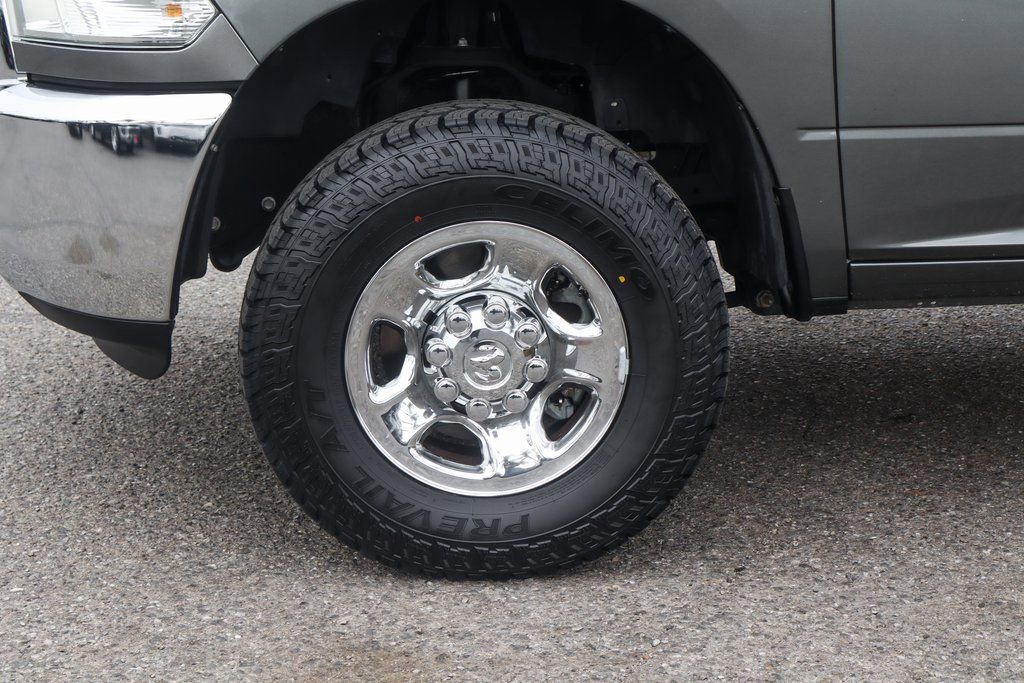 Used 2013 RAM 2500 Tradesman w/ Chrome Appearance Group image 37