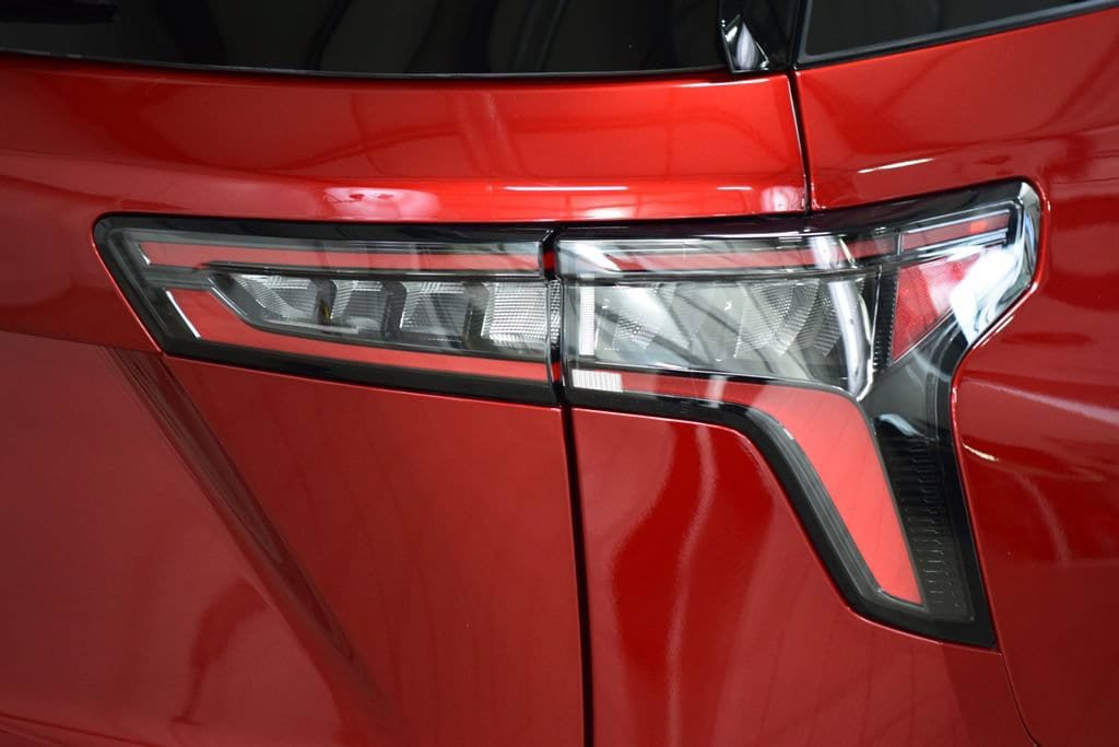 New 2027 Chevrolet Equinox ACTIV w/ Safety and Technology Package FWD image 22