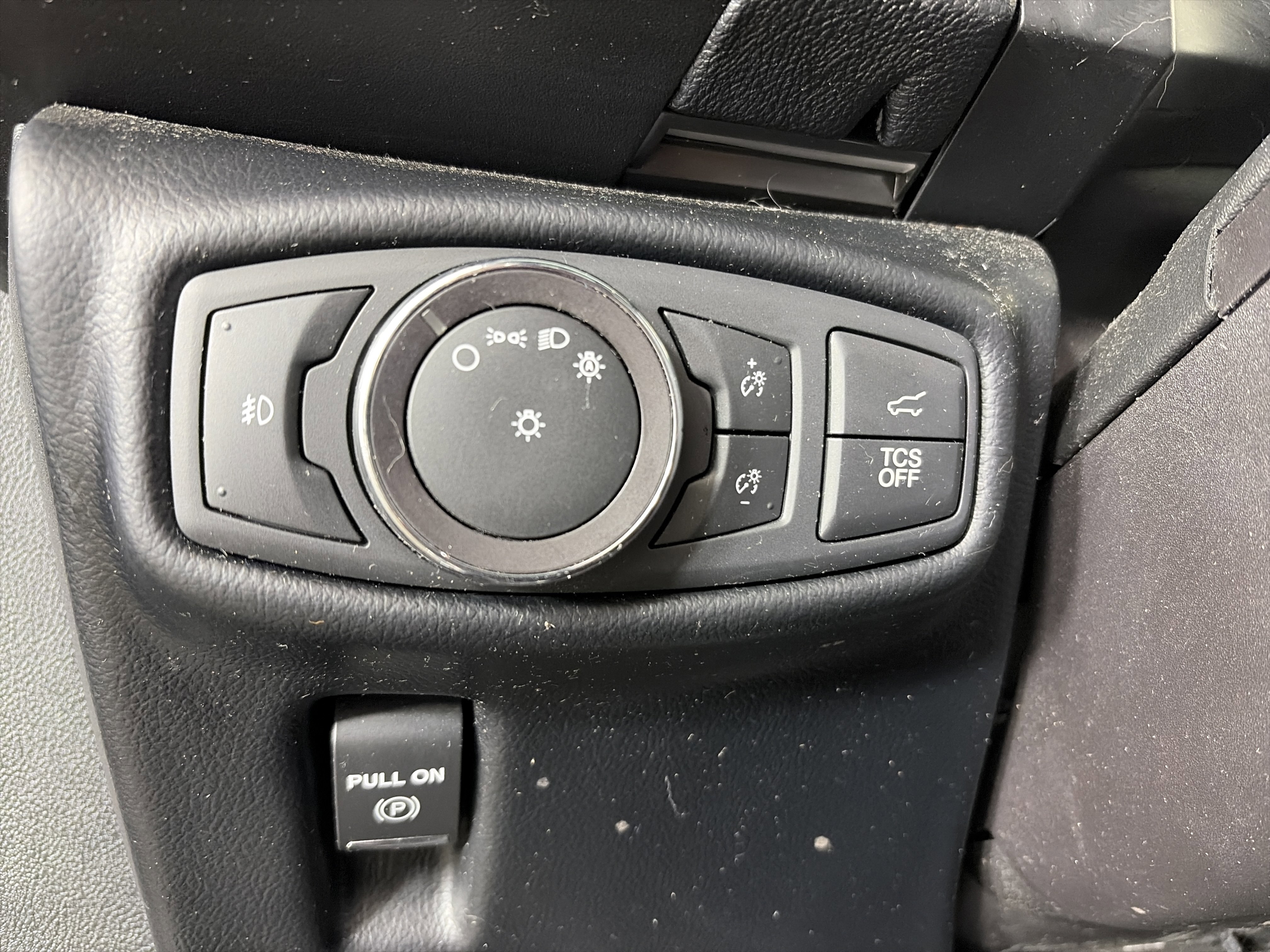 Used 2019 Lincoln Nautilus Reserve image 32