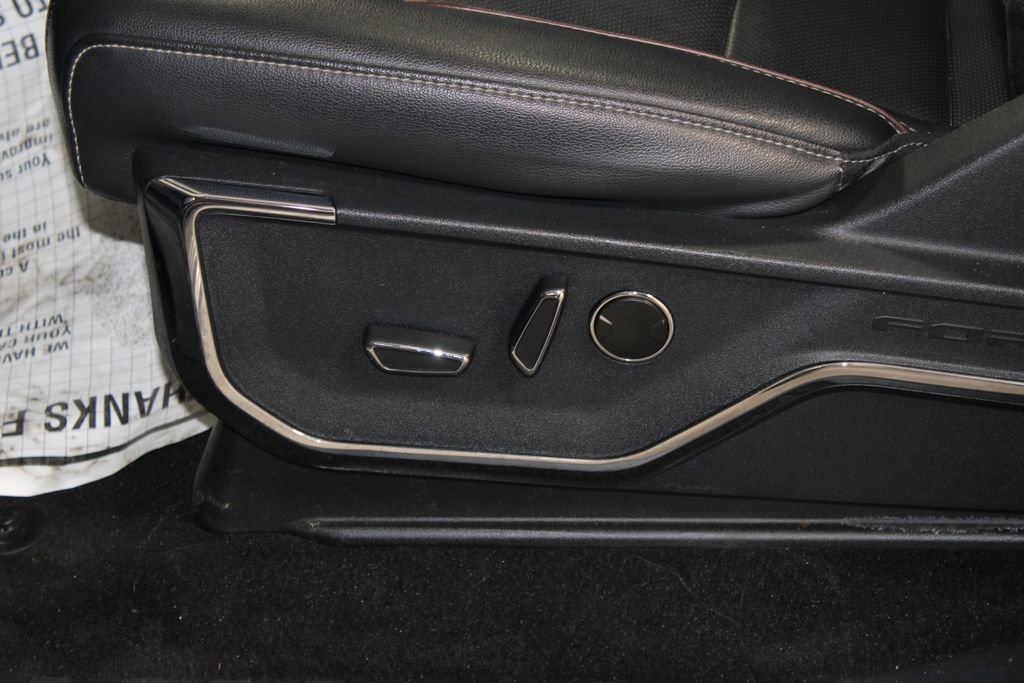 Used 2023 Ford F150 Lariat w/ Equipment Group 502A High image 18