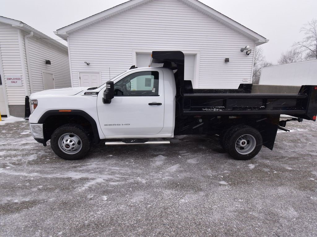 Used 2021 GMC Sierra 3500 4x4 Regular Cab w/ Convenience Package image 9