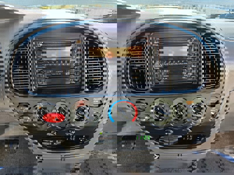 Used 2000 Toyota Tundra SR5 image 35