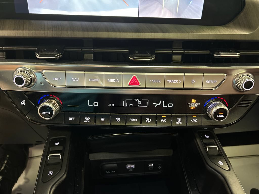 Used 2025 Kia Telluride SX Prestige AWD/4WD image 17