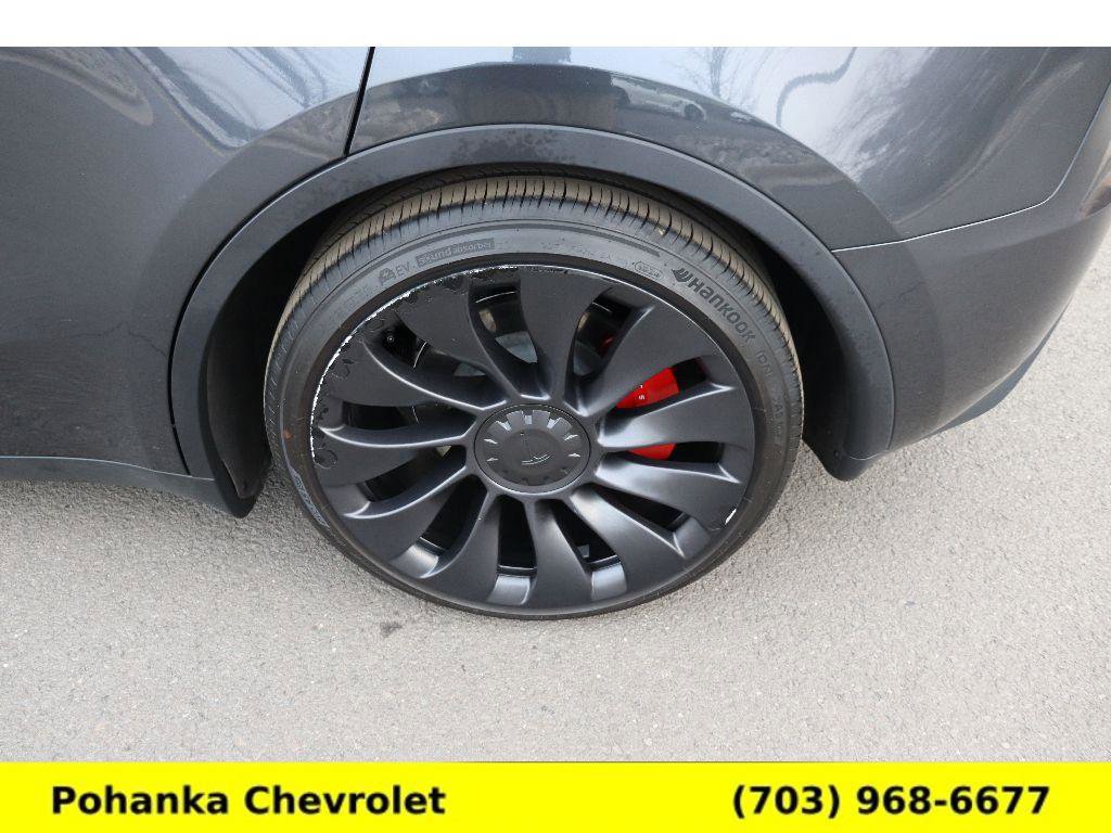 Used 2024 Tesla Model Y Performance image 24