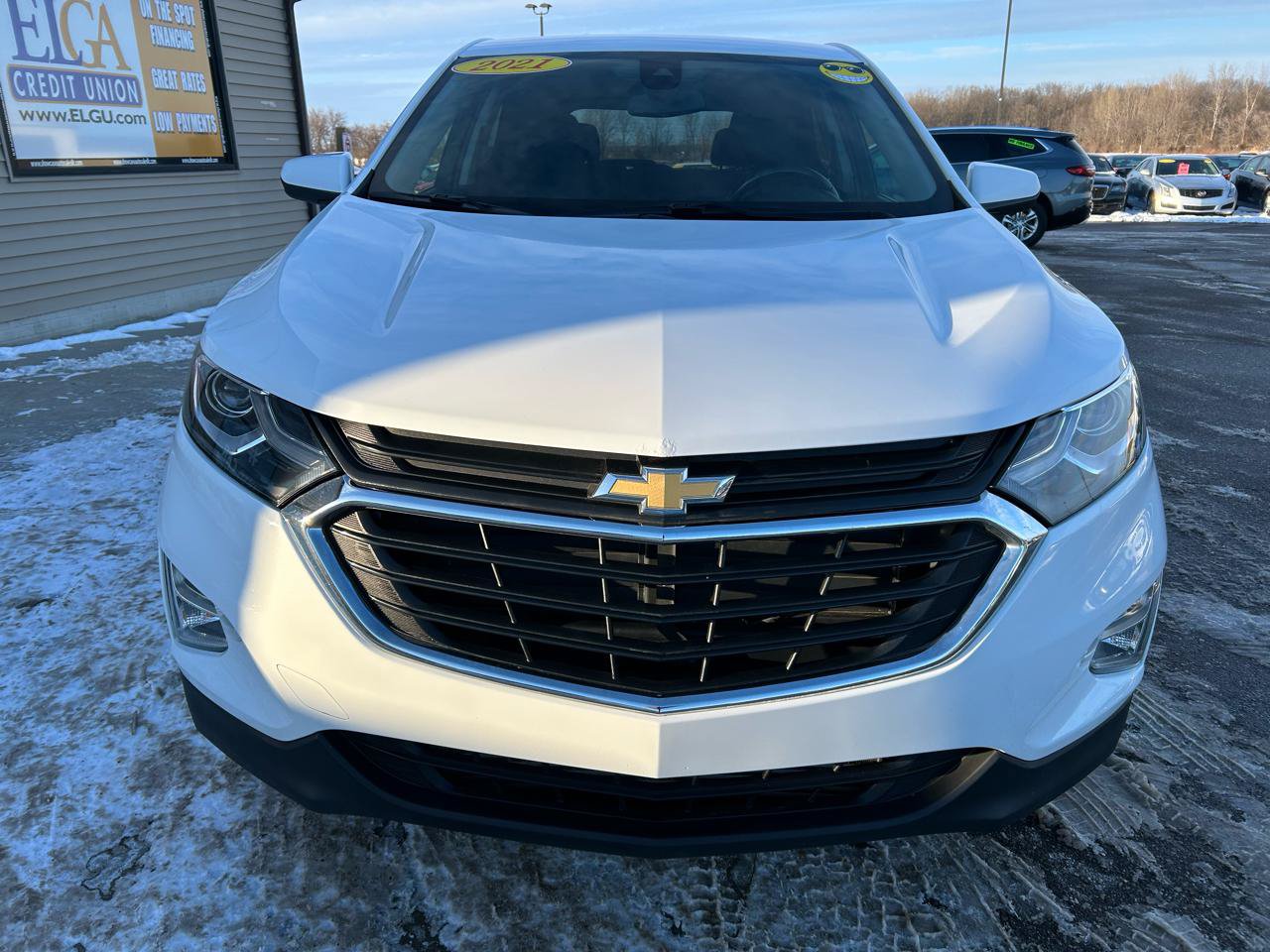 Used 2021 Chevrolet Equinox LT AWD/4WD image 2