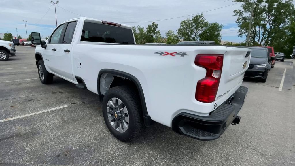 New 2026 Chevrolet Silverado 2500 Custom w/ Custom Value Package AWD/4WD image 8