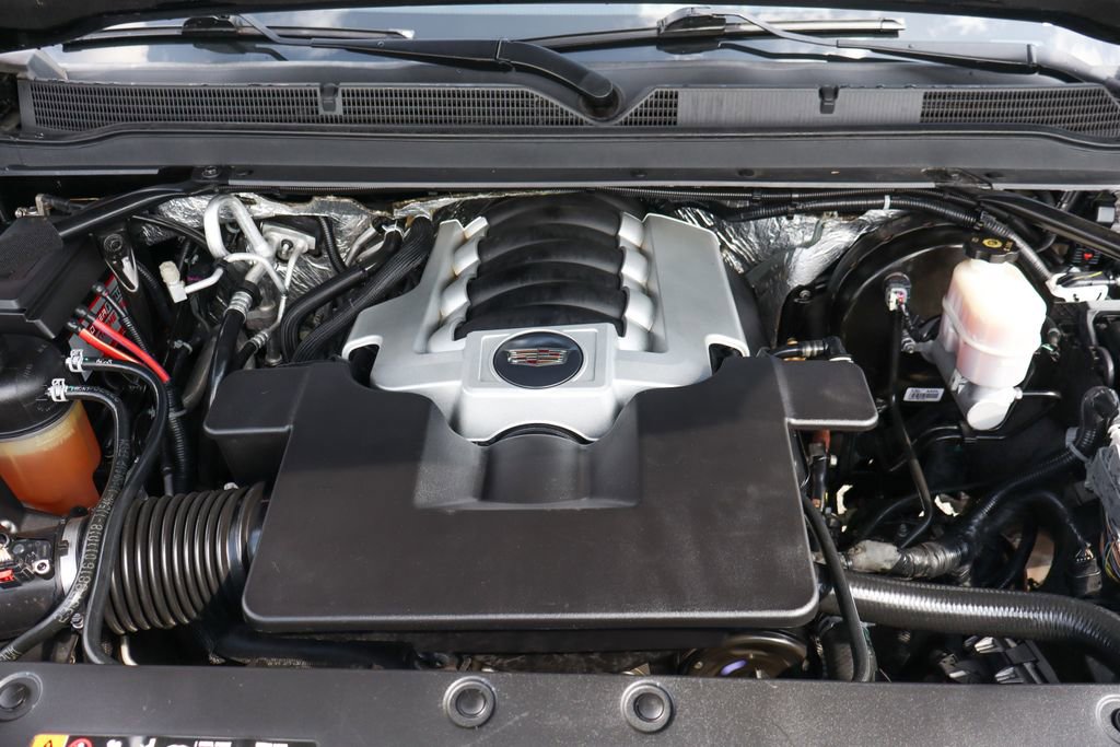 Used 2018 Cadillac Escalade ESV Platinum image 12