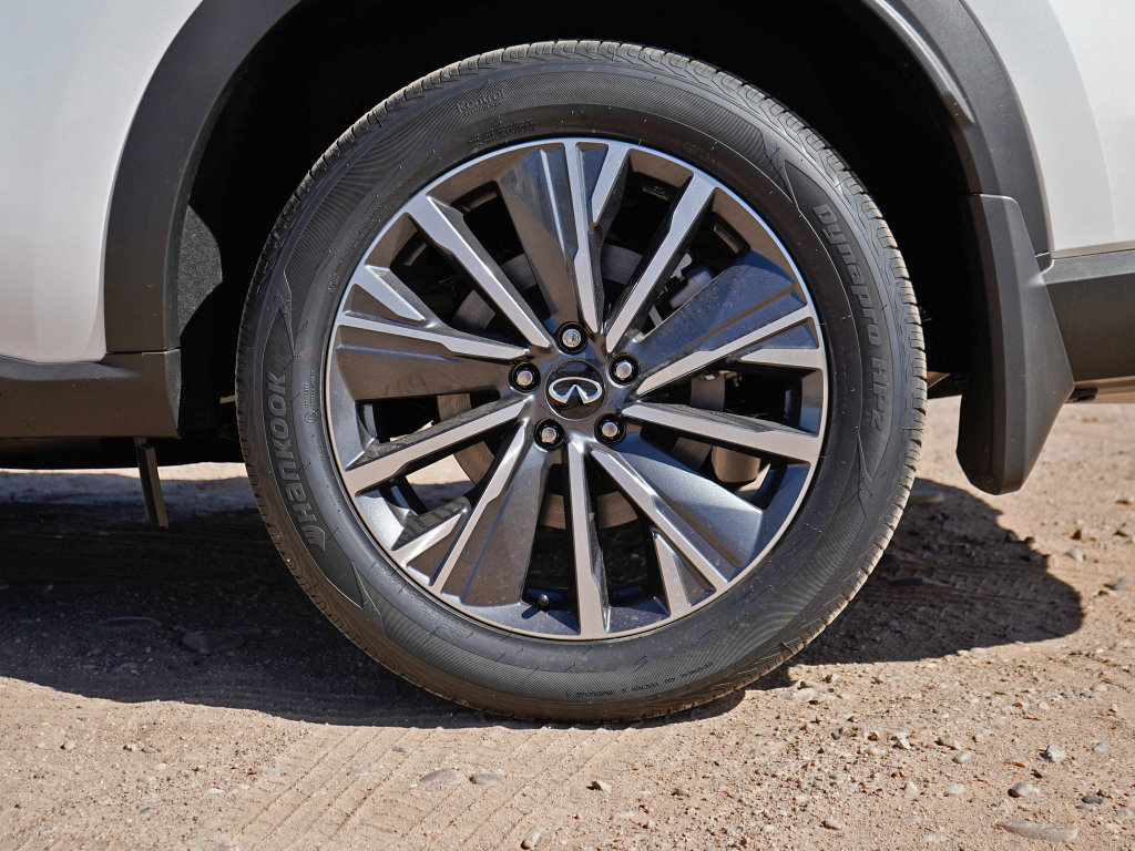 New 2026 INFINITI QX60 Luxe w/ Cargo Package image 11