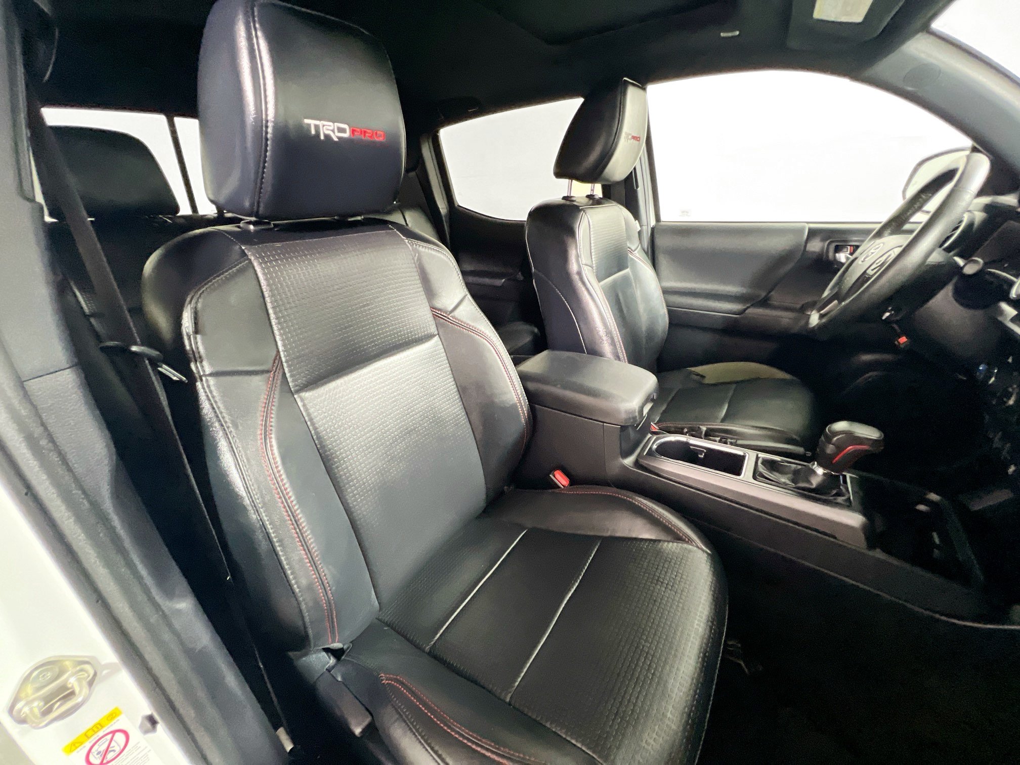 Used 2019 Toyota Tacoma TRD Pro AWD/4WD image 30